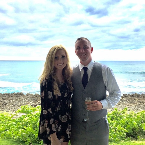 Meet your Posher, Chelsey Elizabeth Saylor - Picture 7 of 8